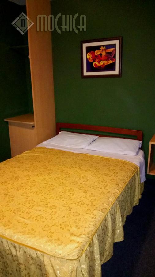 Hostal Residencial Mochica 利马 外观 照片