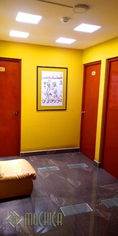 Hostal Residencial Mochica 利马 外观 照片