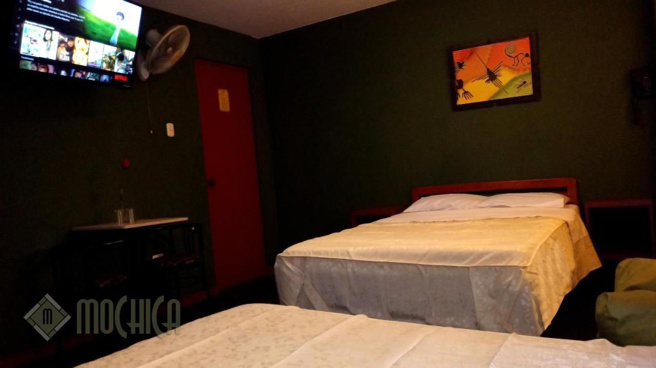 Hostal Residencial Mochica 利马 外观 照片